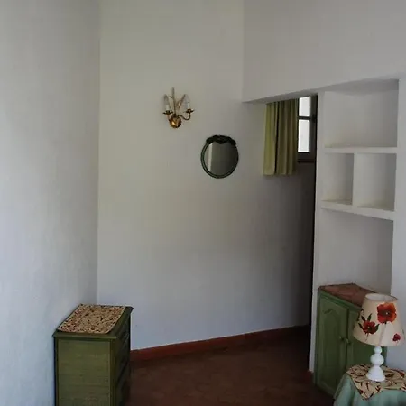 Dans Les Vignes La Calade