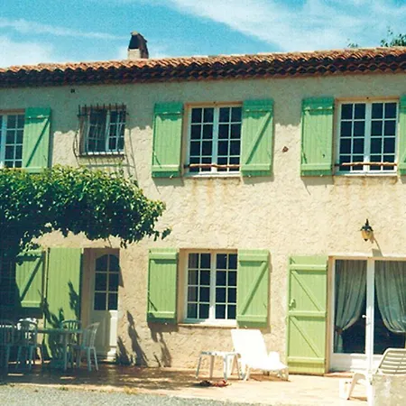 Dans Les Vignes La Calade Гримо