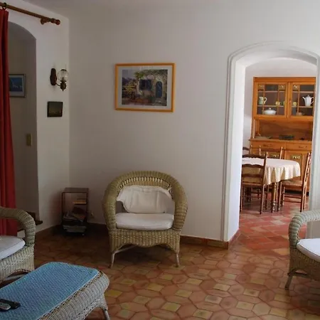 Dans Les Vignes La Calade 펜션